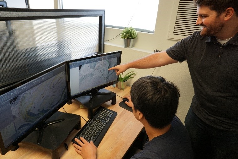  Experienced photogrammetrists help correct problems when they happen, and prevent them from happening the next time. 